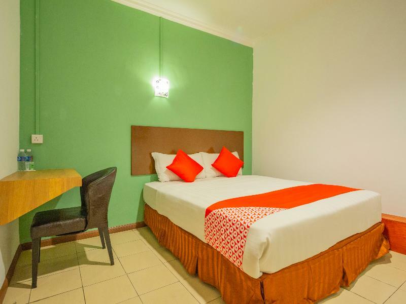 Super Oyo 218 Storytel Hotel Kota Kinabalu Bagian luar foto